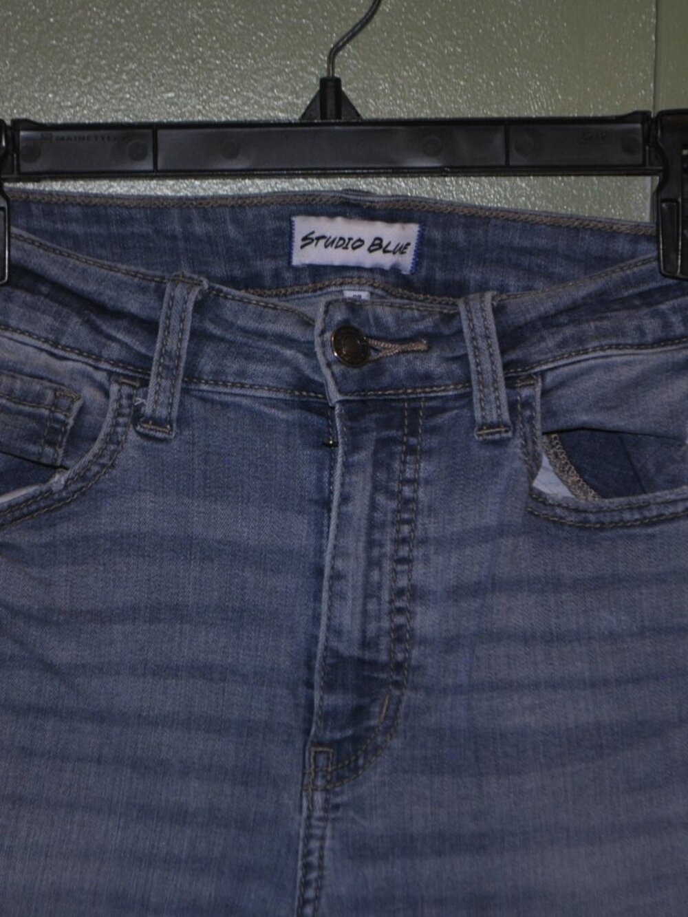 Studio Blue Womens 28 Distressed Light Wash Slim Skinny Stretch Jeans 134 - Picture 6 of 9